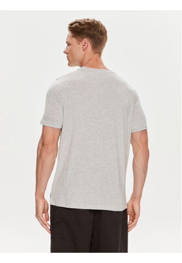 Puma T-Shirt TSA 624819 Szary Regular Fit. Kolor: szary. Materiał: syntetyk
