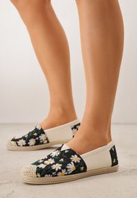 Renee - Czarne Espadryle Ozdobione Kwiatowym Haftem i Plecionką Kiranth. Okazja: na co dzień. Kolor: czarny. Materiał: jeans. Wzór: aplikacja, haft, kwiaty. Sezon: lato. Styl: casual, elegancki #8