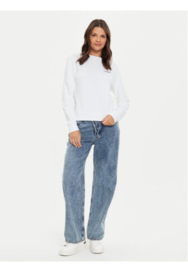 Guess Jeans Bluza W4YQ07 KC811 Biały Regular Fit. Kolor: biały. Materiał: bawełna