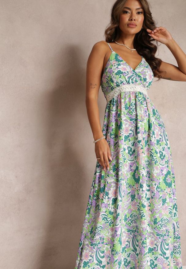 Renee - Zielona Rozkloszowana Sukienka Maxi na Ramiączkach Blakela. Kolor: zielony. Długość rękawa: na ramiączkach. Sezon: lato. Typ sukienki: kopertowe. Długość: maxi