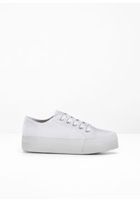 bonprix - Sneakersy na platformie z bawełnianego płótna. Kolor: biały. Materiał: bawełna. Obcas: na platformie #1