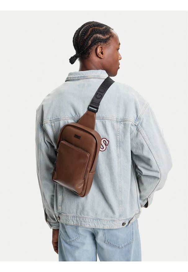 Guess Plecak 175891 Brązowy. Kolor: brązowy. Materiał: skóra