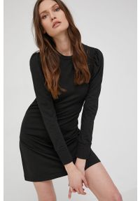 Answear Lab sukienka kolor czarny mini rozkloszowana. Kolor: czarny. Materiał: dzianina. Długość rękawa: długi rękaw. Styl: wakacyjny. Długość: mini