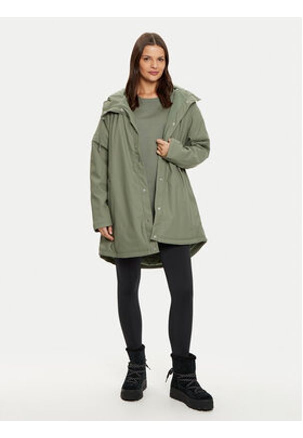 Roxy Kurtka przeciwdeszczowa Rain Road ERJJK03608 Zielony Regular Fit. Kolor: zielony. Materiał: syntetyk