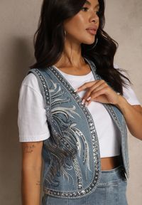 Renee - Niebieska Jeansowa Kamizelka z Bawełny Ozdobiona Haftem i Cekinami Natisente. Okazja: na co dzień, na spotkanie biznesowe, do pracy. Kolor: niebieski. Materiał: bawełna, jeans. Wzór: aplikacja, haft. Sezon: lato. Styl: biznesowy, elegancki, casual