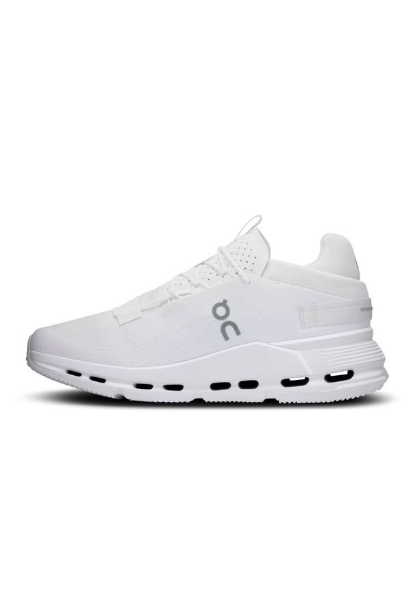 On - Sneakersy damskie ON CLOUDNOVA 2 All White. Okazja: na co dzień, do pracy, na spacer. Kolor: biały. Sport: turystyka piesza