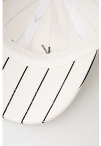 Karl Kani czapka bawełniana kolor biały wzorzysta. Kolor: biały. Materiał: bawełna