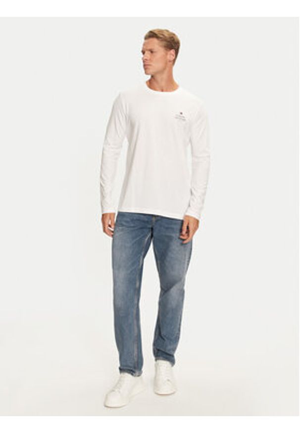 TOMMY HILFIGER - Tommy Hilfiger Longsleeve MW0MW36501 Biały Regular Fit. Kolor: biały. Materiał: bawełna. Długość rękawa: długi rękaw