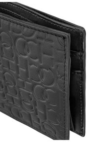 Ochnik - Skórzany czarny portfel męski z monogramem. Kolor: czarny. Materiał: skóra. Wzór: aplikacja #3