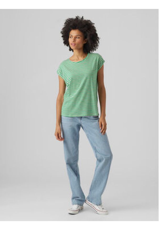 Vero Moda T-Shirt Ava 10284469 Zielony Regular Fit. Kolor: zielony. Materiał: lyocell