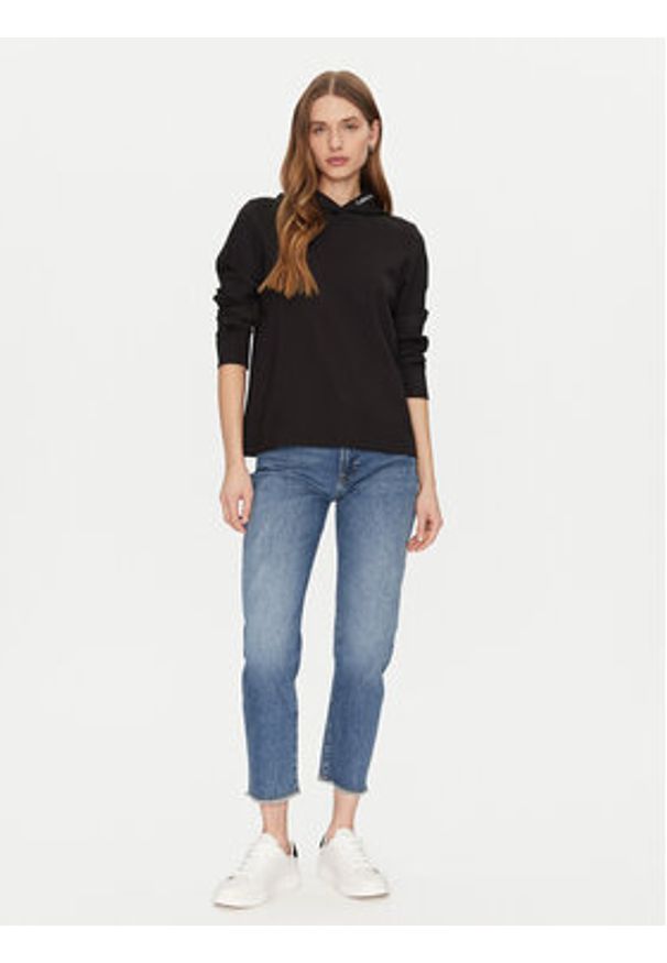 Calvin Klein Jeans Bluza J20J224722 Czarny Regular Fit. Kolor: czarny. Materiał: syntetyk