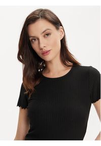 only - ONLY T-Shirt Emma 15201206 Czarny Regular Fit. Kolor: czarny. Materiał: syntetyk