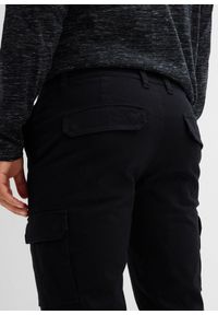 bonprix - Spodnie bojówki ocieplane ze stretchem, regular fit, prosta nogawka. Kolor: czarny. Styl: klasyczny #3