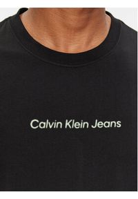 Calvin Klein Jeans T-Shirt Mirrored J30J324646 Czarny Regular Fit. Kolor: czarny. Materiał: bawełna #4