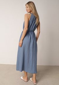 Born2be - Niebieska Wiskozowa Sukienka Bez Rękawów z Warkoczowym Splotem przy Dekolcie Shirineli. Okazja: na co dzień. Kolekcja: plus size. Kolor: niebieski. Materiał: wiskoza. Długość rękawa: bez rękawów. Wzór: ze splotem. Typ sukienki: proste, dla puszystych. Styl: boho, elegancki, klasyczny, casual #5