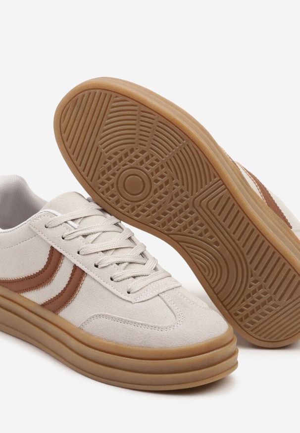 Renee - Szare Sneakersy Typu Kultowe Tenisówki na Grubej Podeszwie z Tłoczeniem Lisanitea. Okazja: na co dzień. Kolor: szary. Materiał: jeans