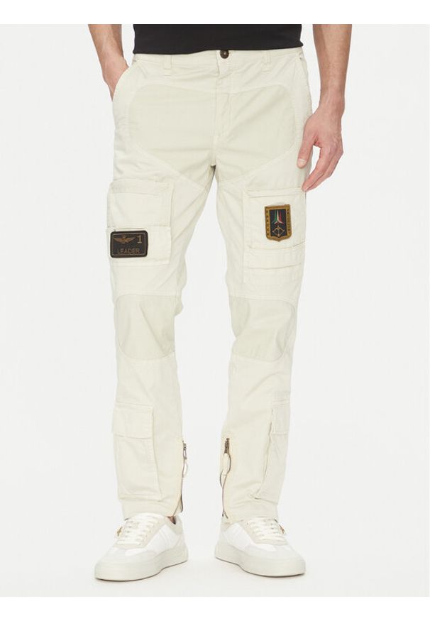 Aeronautica Militare Spodnie materiałowe 251PA1387CT1493 Beżowy Regular Fit. Kolor: beżowy. Materiał: bawełna