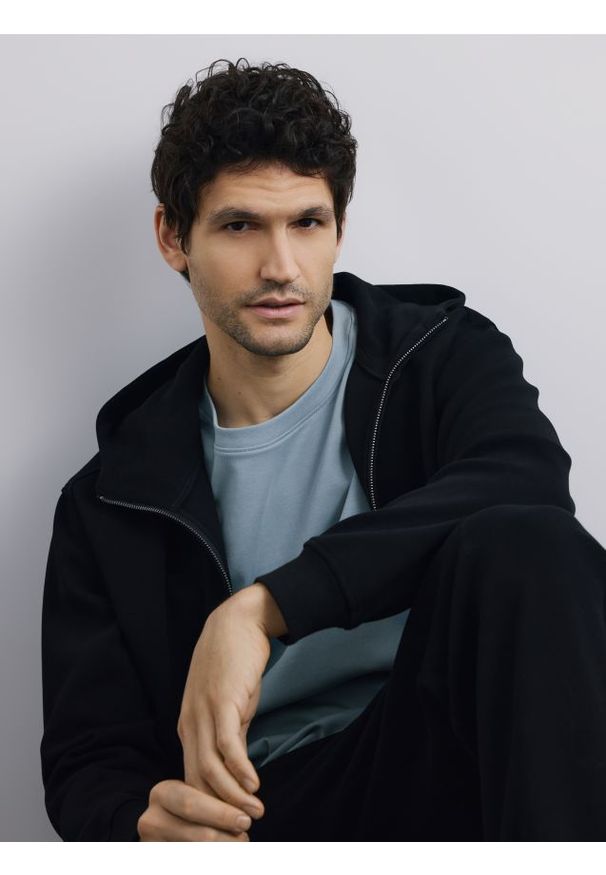 Reserved - Bawełniany t-shirt boxy - jasnoszary. Kolor: szary. Materiał: bawełna