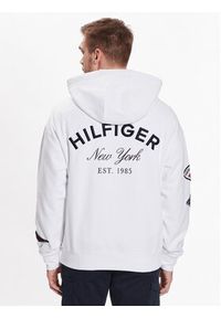 TOMMY HILFIGER - Tommy Hilfiger Bluza Multi Badge Icon MW0MW30029 Biały Regular Fit. Kolor: biały. Materiał: bawełna