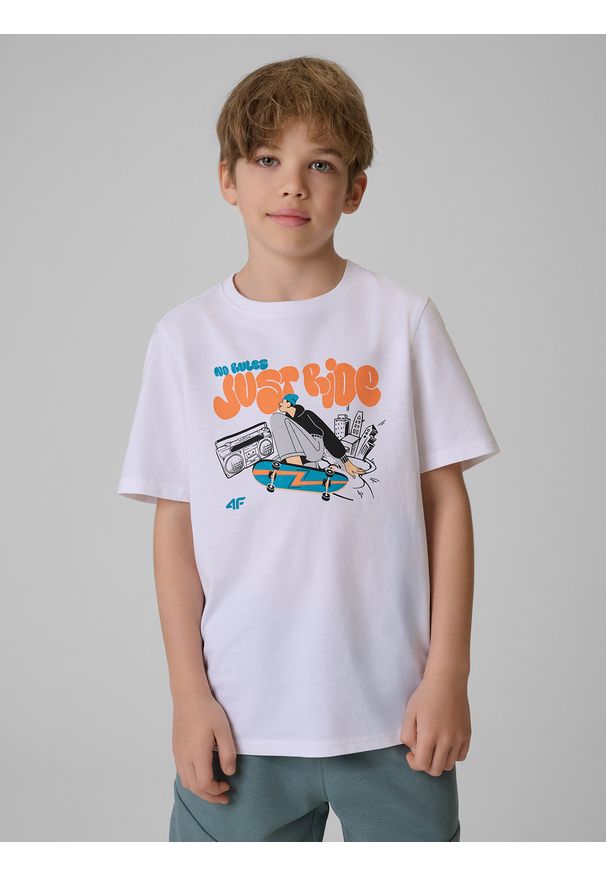 4f - 4F T-shirt regular z nadrukiem chłopięcy - biały 164 (13-14 lat). Okazja: na co dzień. Kolor: biały. Materiał: materiał, bawełna, skóra, dzianina. Wzór: nadruk. Sezon: lato. Styl: klasyczny, casual