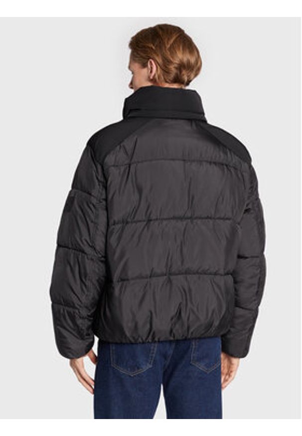 Calvin Klein Kurtka zimowa Mix Media Quilt K10K110329 Czarny Regular Fit. Kolor: czarny. Materiał: syntetyk. Sezon: zima