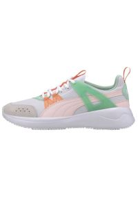 Buty Puma Nuage Run Cage W 372708 01 białe. Kolor: biały. Materiał: guma, syntetyk. Szerokość cholewki: normalna. Sport: bieganie