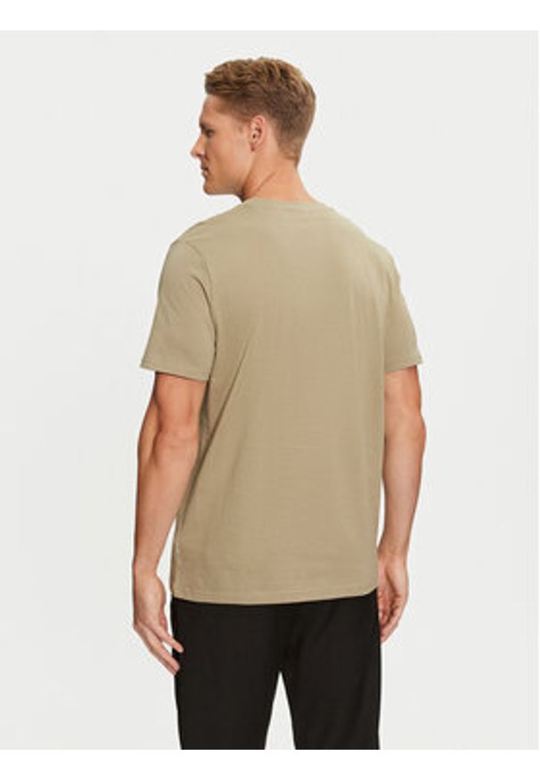 Lindbergh T-Shirt 30-400235 Zielony Relaxed Fit. Kolor: zielony. Materiał: bawełna