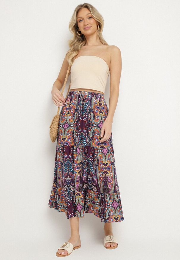 Born2be - Fioletowa Wiskozowa Spódnica ze Wzorem Paisley Ellishea. Okazja: na co dzień. Kolor: fioletowy. Materiał: wiskoza. Wzór: paisley. Styl: elegancki, boho, casual