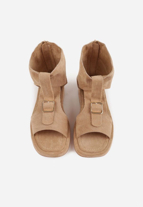 Born2be - Ciemnobeżowe Sandały w Stylu Botków z Ozdobną Klamrą Theaneasi. Okazja: na co dzień. Zapięcie: klamry. Kolor: beżowy. Materiał: jeans. Styl: casual, elegancki, klasyczny