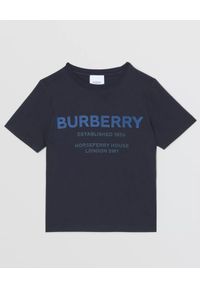 BURBERRY CHILDREN - Granatowa koszulka z nadrukiem i logo 6-14 lat. Kolor: niebieski. Materiał: bawełna. Długość rękawa: krótki rękaw. Wzór: nadruk. Sezon: lato