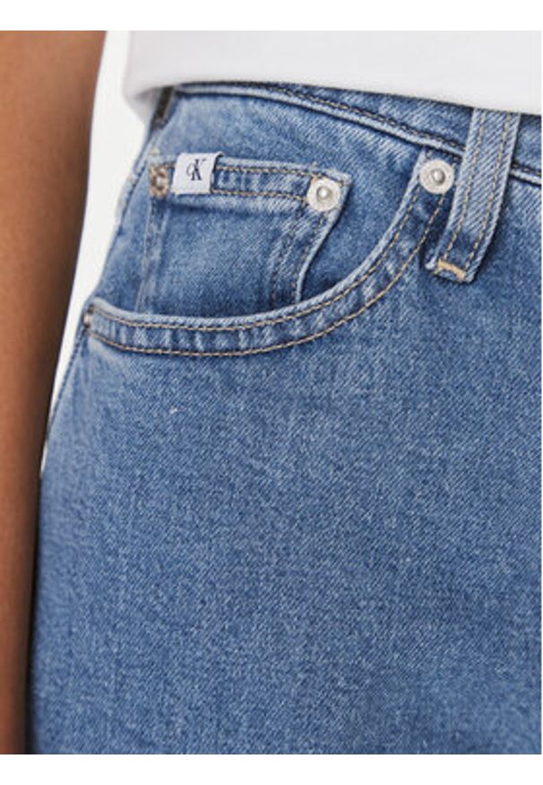 Calvin Klein Jeans Jeansy J20J221588 Niebieski Mom Fit. Kolor: niebieski