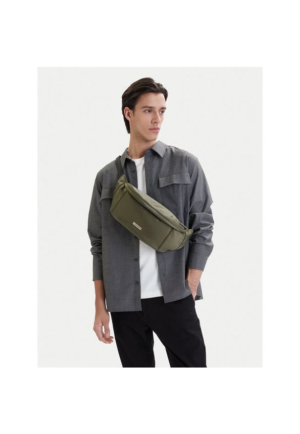 Nerka Calvin Klein. Kolor: zielony