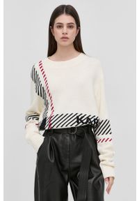Karl Lagerfeld sweter wełniany damski kolor beżowy ciepły. Kolor: beżowy. Materiał: wełna. Długość rękawa: długi rękaw. Długość: długie