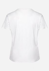 Born2be - Biały Bawełniany T-shirt z Krótkim Rękawem z Przodu Ozdobiony Guzikami i Cyrkoniami Silliana. Okazja: na spacer, na co dzień. Kolor: biały. Materiał: bawełna. Długość rękawa: krótki rękaw. Długość: krótkie. Wzór: aplikacja. Styl: casual, elegancki #7