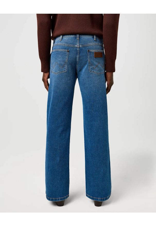 Wrangler - MESKIE SPODNIE WRANGLER LOOSE BOOT SKY BREEZE 112371340