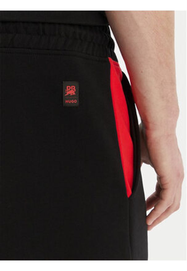 Hugo - HUGO Szorty materiałowe Despen_RB 50559712 Czarny Relaxed Fit. Kolor: czarny. Materiał: bawełna