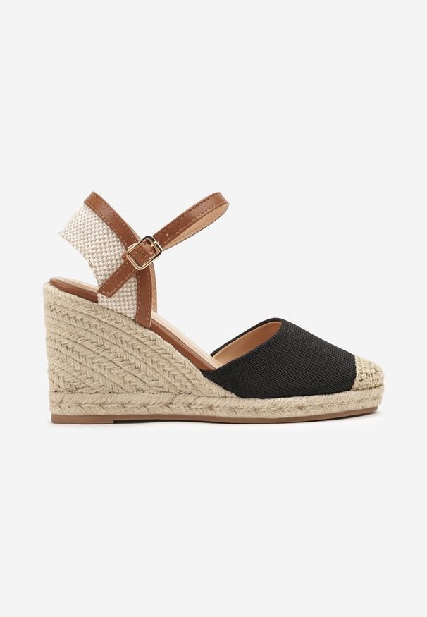 Renee - Czarne Sandały Vices w Stylu Espadryli na Koturnie z Plecionki Amoiella. Okazja: na co dzień. Kolor: czarny. Sezon: wiosna, lato. Obcas: na koturnie. Styl: boho, casual, elegancki