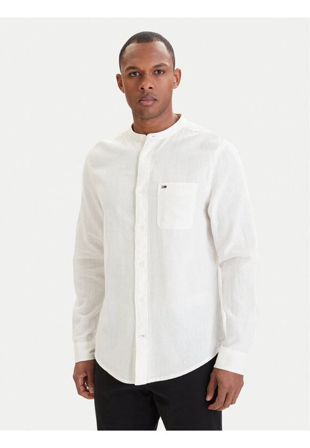 Tommy Jeans Koszula DM0DM22756 Biały Regular Fit. Kolor: biały. Materiał: bawełna