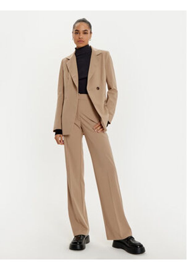ACCESS FASHION Spodnie materiałowe 44-5064-118 Beżowy Straight Fit. Kolor: beżowy. Materiał: syntetyk