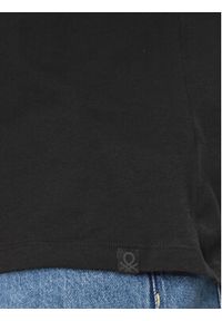 United Colors of Benetton - United Colors Of Benetton T-Shirt 3P7XU108X Czarny Regular Fit. Kolor: czarny. Materiał: bawełna