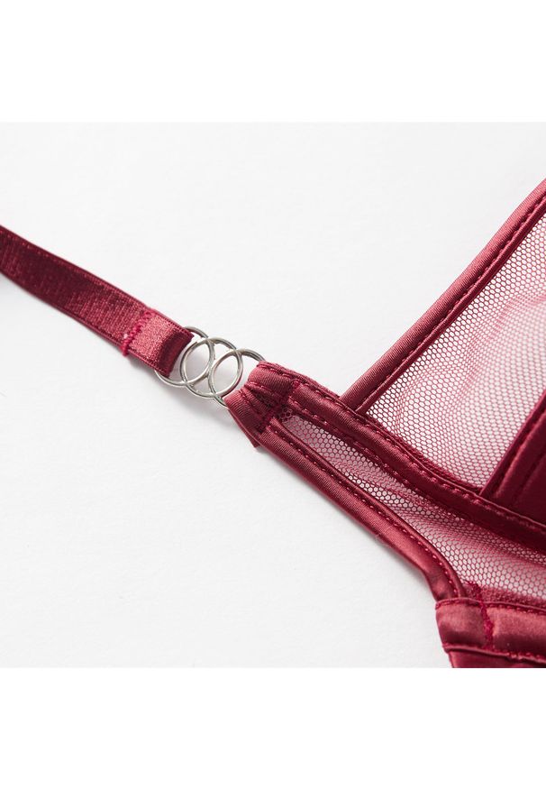 Intica - Zestaw bielizny z siateczką zapewniający wygodę i wsparcie Marvis. Kolor: biały. Materiał: materiał