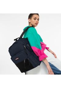 Plecak Eastpak Pinnacle. Kolor: niebieski. Materiał: materiał