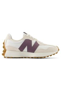 Buty damskie New Balance WS327FTC – beżowe. Okazja: na co dzień. Kolor: beżowy. Materiał: dresówka, guma, syntetyk, zamsz, materiał. Szerokość cholewki: normalna. Sezon: wiosna