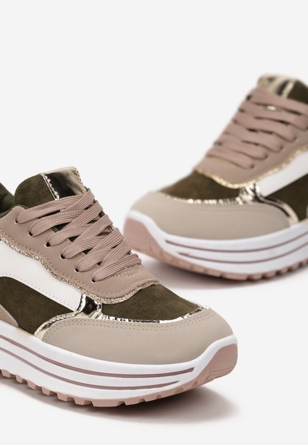 Born2be - Zielone Sneakersy na Platformie z Metalicznymi Wstawkami Stovia. Kolor: beżowy. Obcas: na platformie