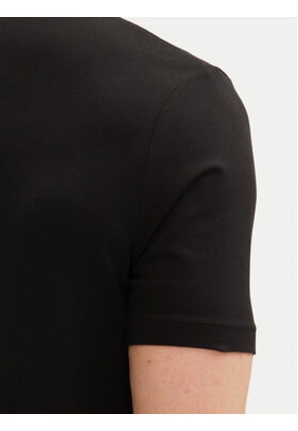 Karl Lagerfeld - KARL LAGERFELD T-Shirt 755400 552235 Czarny Regular Fit. Typ kołnierza: dekolt w karo. Kolor: czarny. Materiał: bawełna