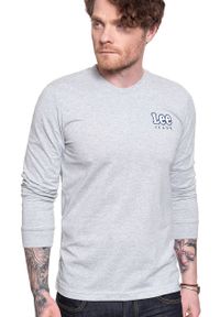 Lee - LEE CHEST LOGO TEE MĘSKA KOSZULKA Z DŁUGIM RĘKAWEM LONGSLEEVE LOGO SHARP GREY MELE L64SFE03. Kolor: szary. Długość rękawa: długi rękaw. Długość: długie #7