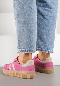 Born2be - Fuksjowe Skórzane Sneakersy Klasyczne Tenisówki z Zamszu Naturalnego Teniresela. Okazja: na co dzień. Kolor: różowy. Materiał: zamsz, skóra #6
