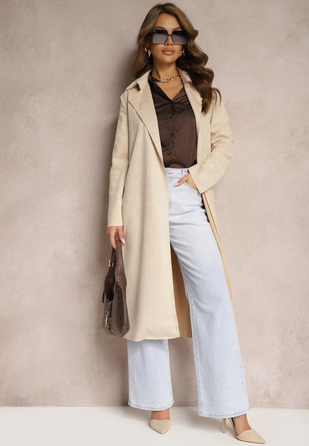 Renee - Jasnobeżowy Casualowy Wiązany Płaszcz z Kieszeniami Haliasem. Okazja: na co dzień. Kolor: beżowy. Materiał: jeans. Styl: casual
