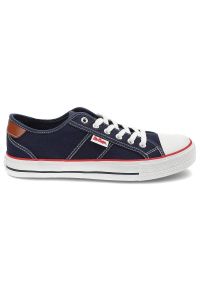 Granatowe Trampki Lee Cooper Modne Buty Męskie. Okazja: na co dzień. Kolor: niebieski. Materiał: materiał. Szerokość cholewki: normalna. Wzór: aplikacja. Styl: casual #5