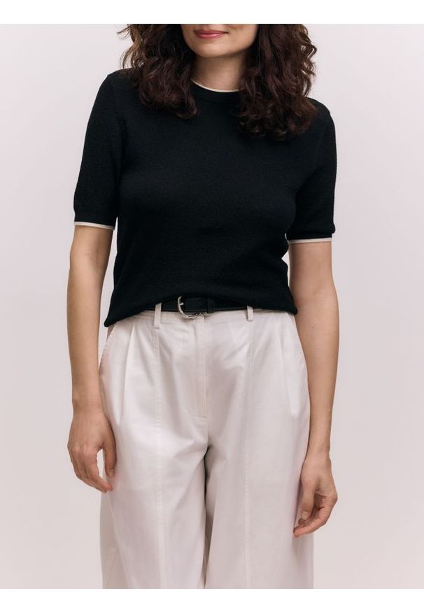 Reserved - Wełniany t-shirt - czarny. Kolor: czarny. Materiał: wełna